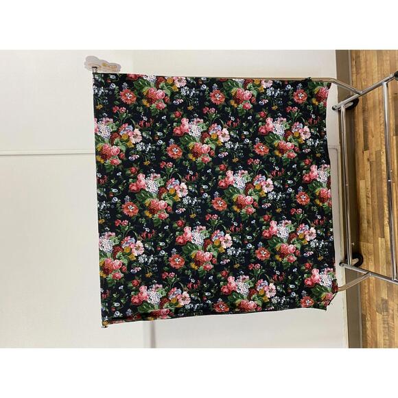 Ralph Lauren Floral & Black RARE Isadora Cossette King Ruffle Sheet 100” x 104” - Picture 3 of 8